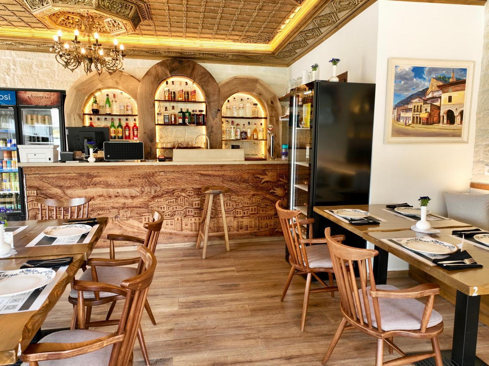 Hotel Ansel Berat Luaran gambar