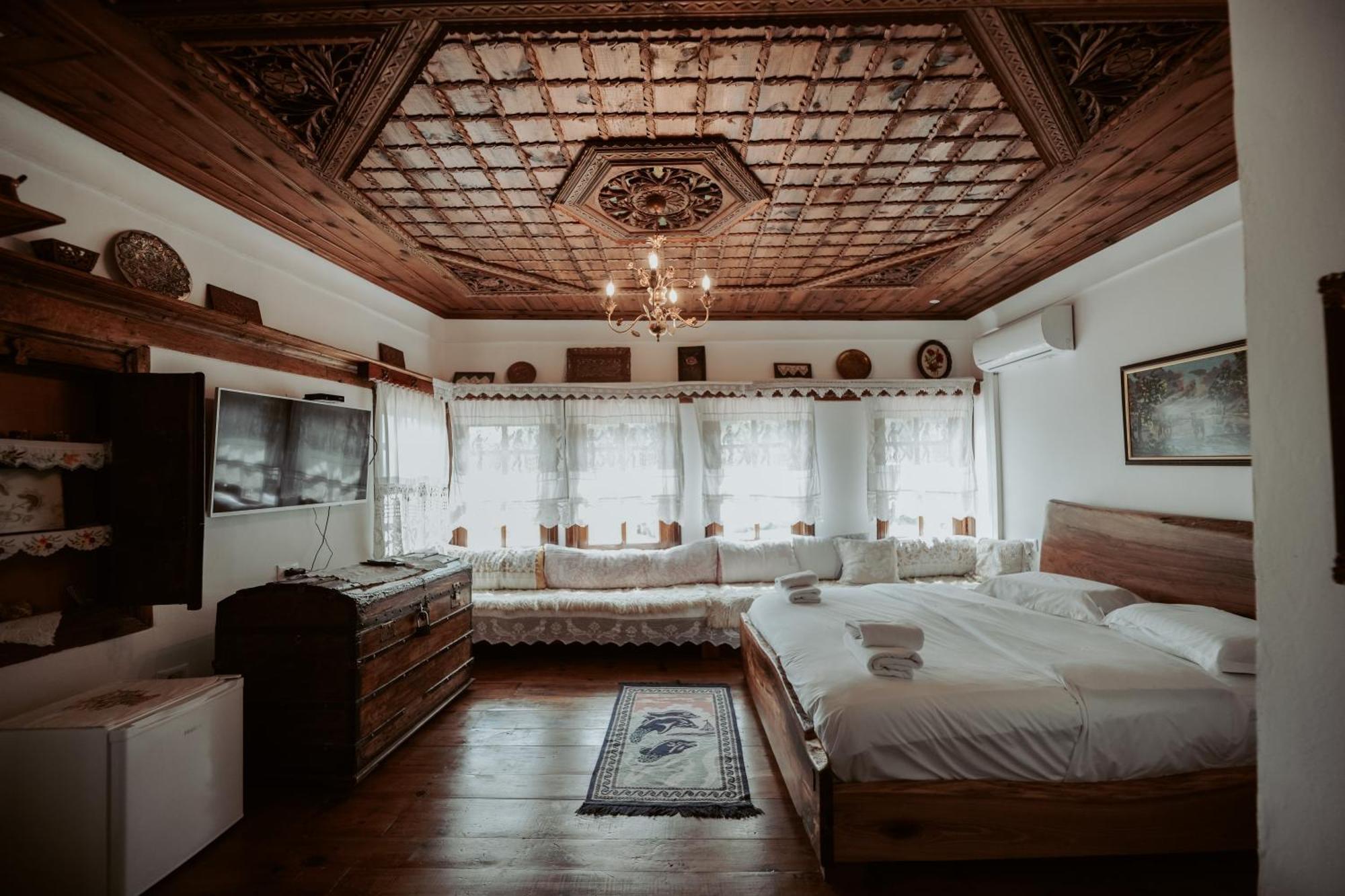 Hotel Ansel Berat Luaran gambar